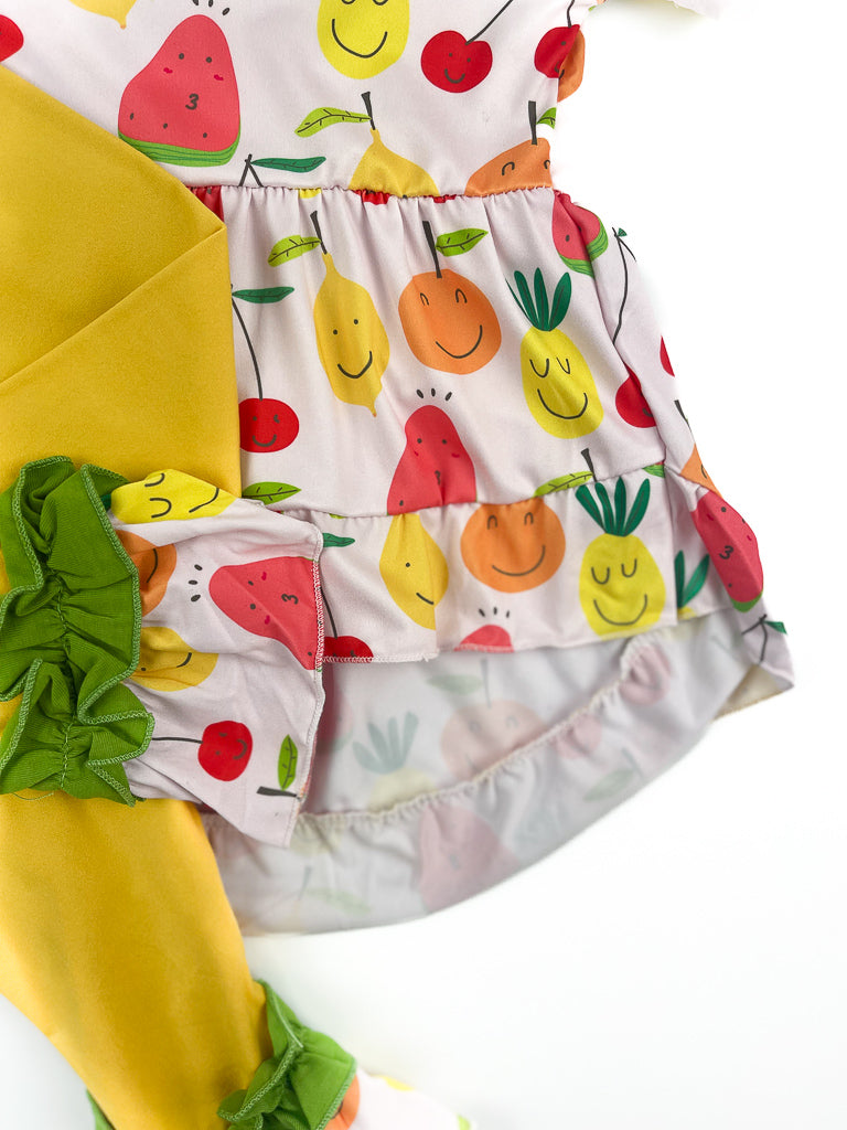 Happy Fruits Outfit